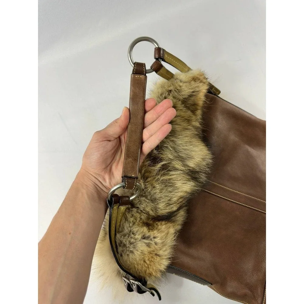 COACH Vintage 2004 Archival Rare Piece Cowhide & COYOTE FUR Hobo No. 1426 Purse